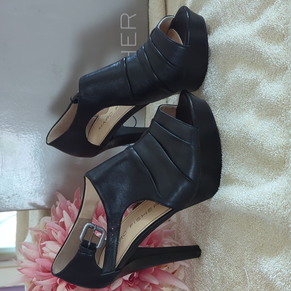 Marc Fisher Platform Heel Peeptoe Shoes